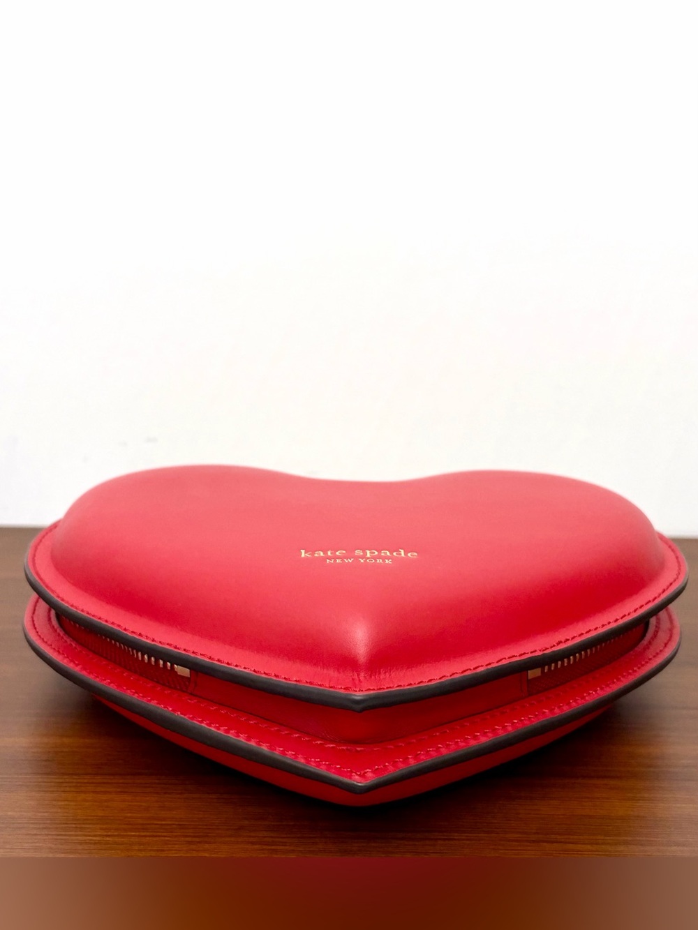 Kate Spade New York 3D Heart Crossbody Bag Italian Leather Red Hot Chili Chain - Picture 3 of 8